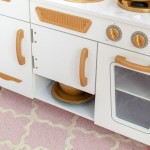 Bucatarie Moderna Alba de joaca pentru copii cu Accesorrii Incluse - Bucatarie Modern White and Gold din lemn de la Kidkraft Bucatarie Moderna Alba de joaca pentru copii cu Accesorrii Incluse - Bucatarie Modern White and Gold din lemn de la Kidkraft